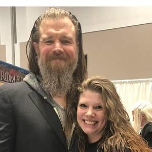 Meet your Posher, Cara